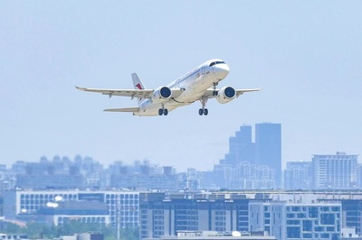 青島機(jī)場(chǎng)空運(yùn)貨代公司 專(zhuān)業(yè)配件運(yùn)輸能力與全方位貨運(yùn)代理服務(wù)